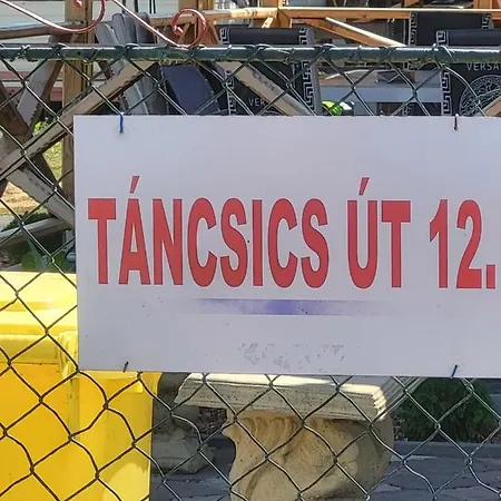 Szandika Vendeghaz טיסאאוורוש