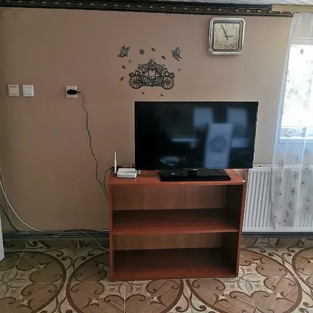 Guest house Szandika Vendeghaz Tiszaujvaros
